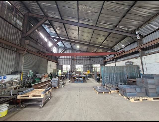 500M² INDUSTRIAL YARD TO LET IN QUEENSMEAD INDUSTRIA